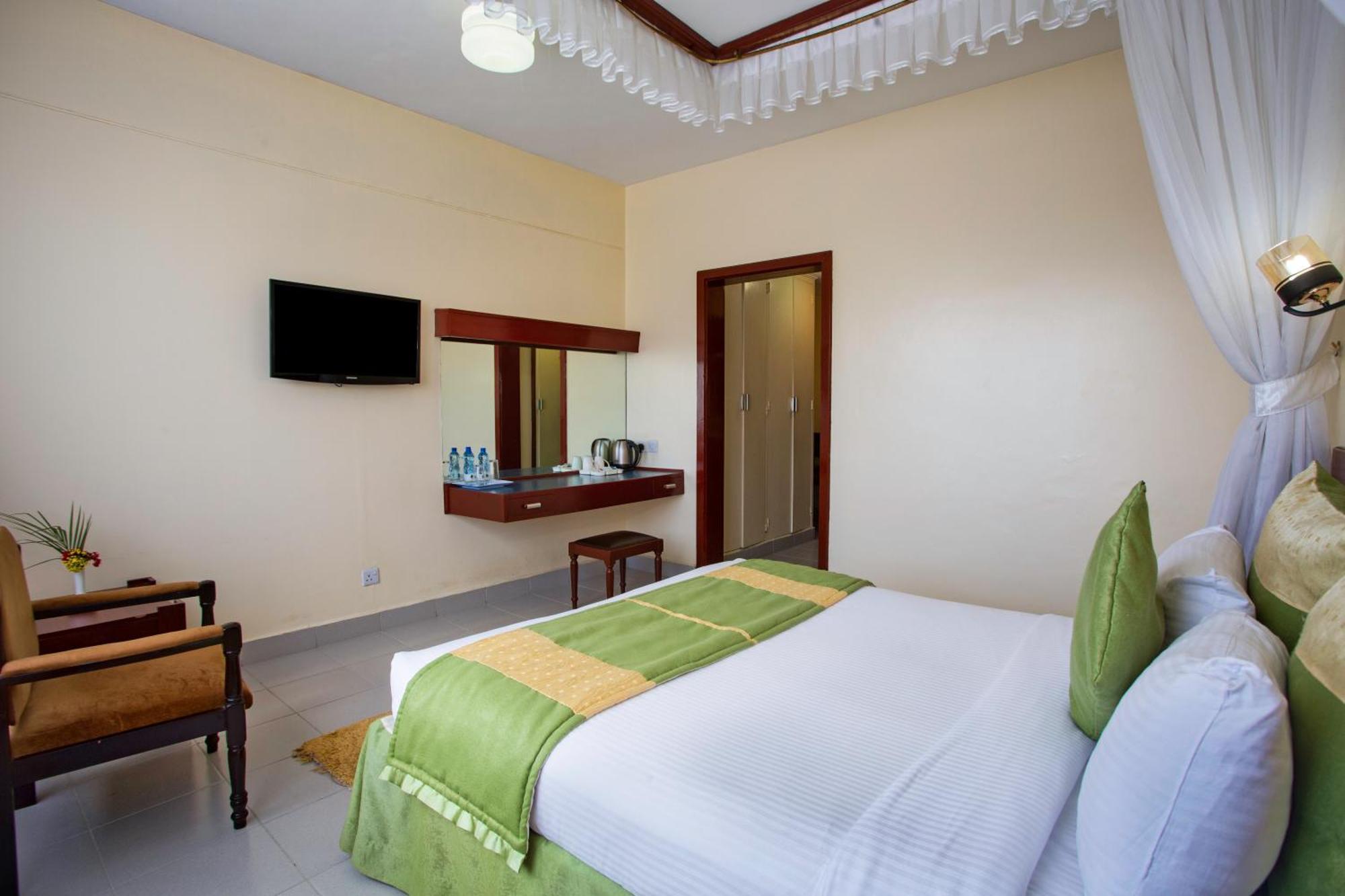 Sirikwa Hotel Eldoret Bagian luar foto