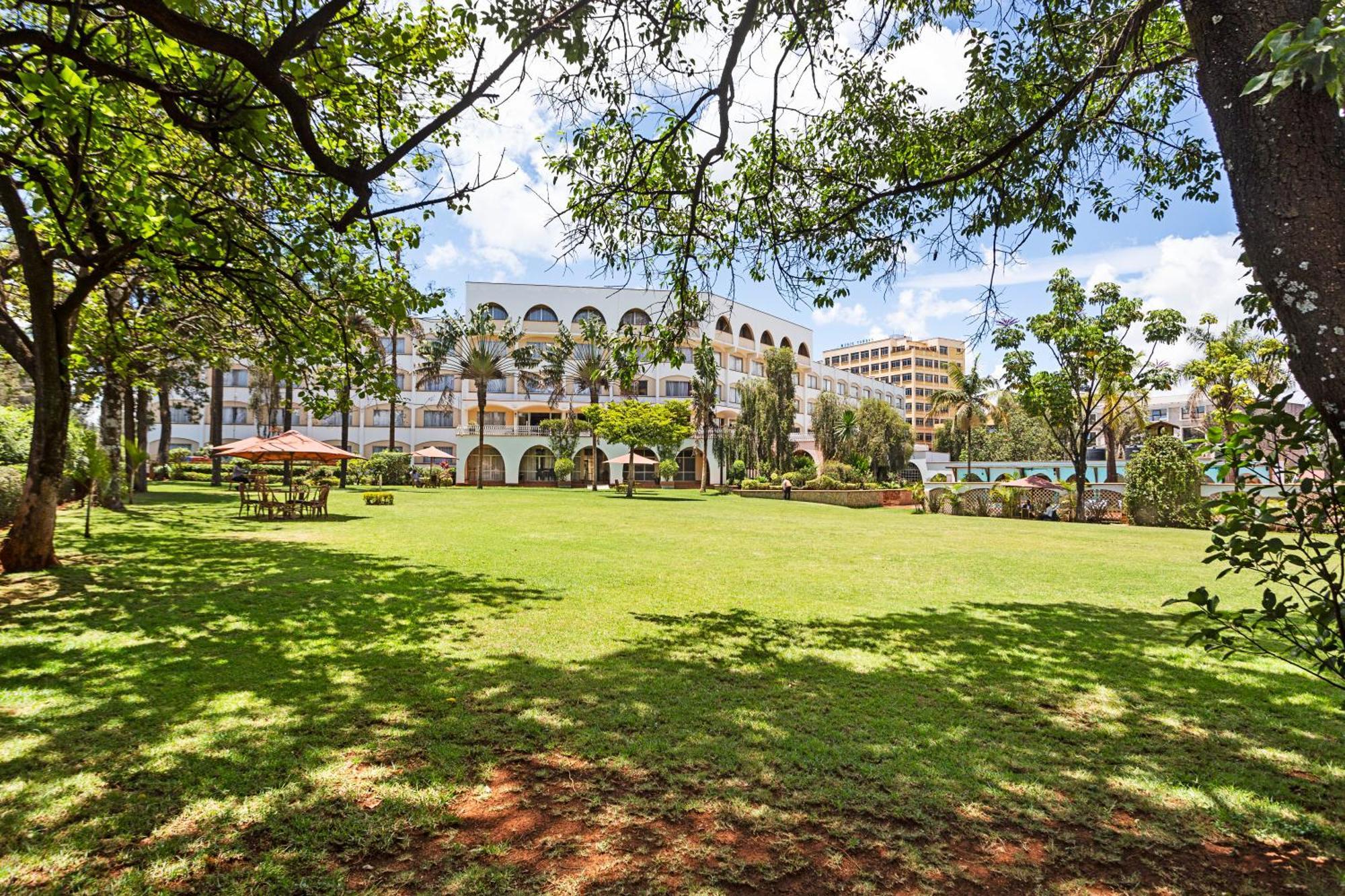 Sirikwa Hotel Eldoret Bagian luar foto