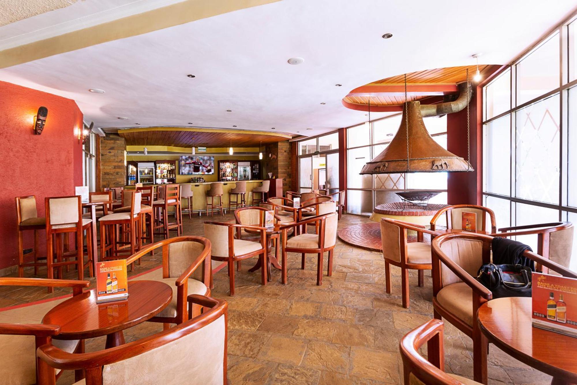 Sirikwa Hotel Eldoret Bagian luar foto