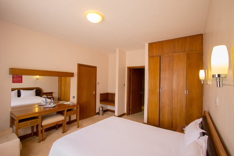 Sirikwa Hotel Eldoret Bagian luar foto